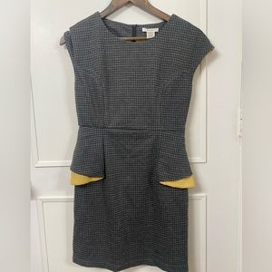 Esley Houndstooth Midi Dress